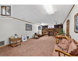 46 ERIE Street N - 25