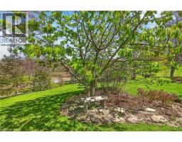 46 ERIE Street N - 34