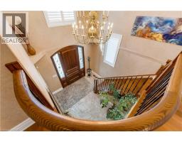 60 CHANDOS Drive - 19