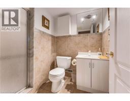 60 CHANDOS Drive - 36
