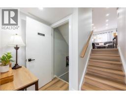 185 HIGHLAND Crescent UnitNo. 2 - 5