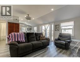 20 4TH Avenue - 24