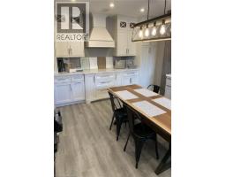 309 COCKSHUTT Road - 41
