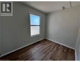 19 SCHNEIDER Avenue - 18
