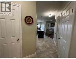 64 ENGLISH Crescent - 12