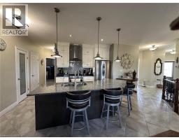 64 ENGLISH Crescent - 5