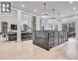 85 REINHART Place - 18