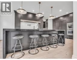 85 REINHART Place - 19