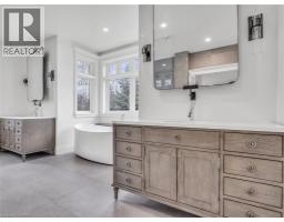 85 REINHART Place - 30
