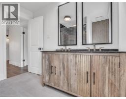 85 REINHART Place - 37