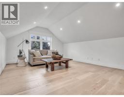 85 REINHART Place - 39