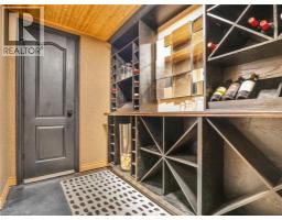 85 REINHART Place - 46