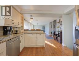 47 MANOR Drive - 26