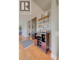 47 MANOR Drive - 27