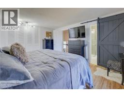 47 MANOR Drive - 32