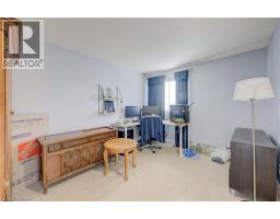 47 MANOR Drive - 37