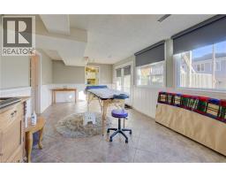 47 MANOR Drive - 40