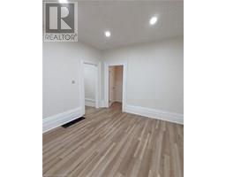 21 SARAH Street - 2