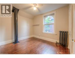 19 ROLAND Street - 28