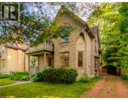 19 ROLAND Street - 42