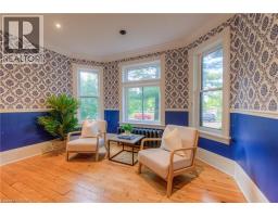 19 ROLAND Street - 5