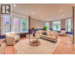 19 ROLAND Street - 6