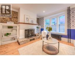 19 ROLAND Street - 7