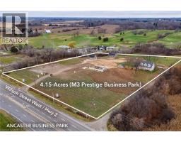 1431 WILSON Street W - 3