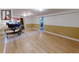 134 QUEENSWAY Drive - 19
