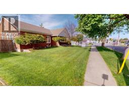 134 QUEENSWAY Drive - 20