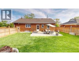 134 QUEENSWAY Drive - 22