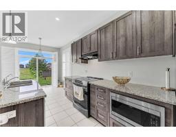 52 MONARCH WOODS Drive - 16