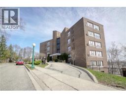 26 WENTWORTH Avenue UnitNo. 5N - 26