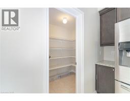 37 PACE AVENUE Avenue - 18