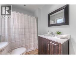 44 DUNDAS Street E - 15