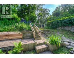 44 DUNDAS Street E - 27