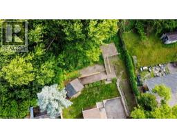 44 DUNDAS Street E - 37