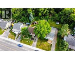 44 DUNDAS Street E - 38