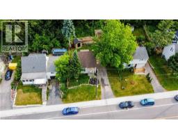 44 DUNDAS Street E - 39