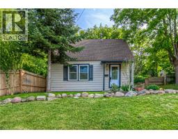 44 DUNDAS Street E - 43