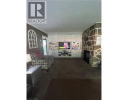 34 QUEENSWAY Drive - 15