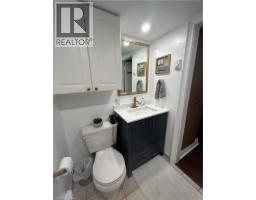 34 QUEENSWAY Drive - 20