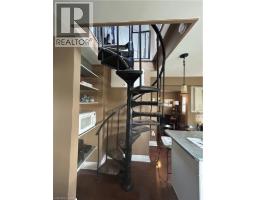 34 QUEENSWAY Drive - 30