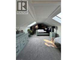 34 QUEENSWAY Drive - 36