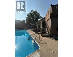 34 QUEENSWAY Drive - 39