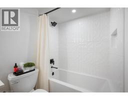 260 SHELDON Avenue N UnitNo. 809 - 11