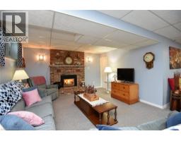 18 CLARA Crescent - 27