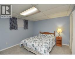 18 CLARA Crescent - 32