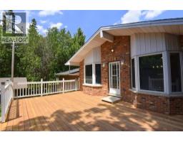 18 CLARA Crescent - 37
