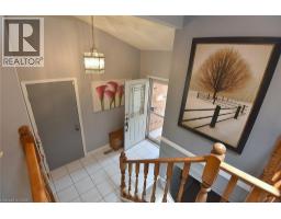 18 CLARA Crescent - 5